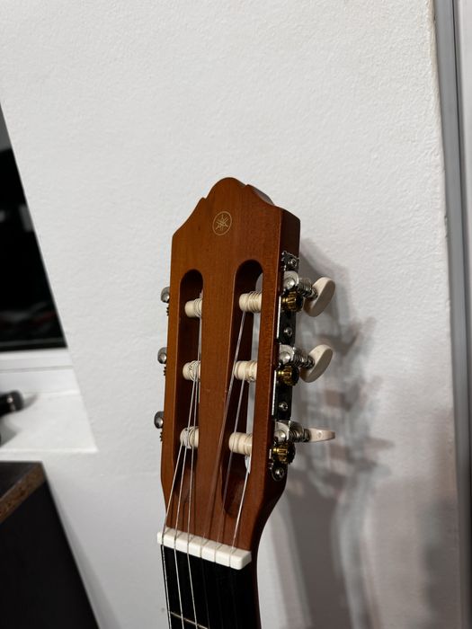 Китара YAMAHA C30M