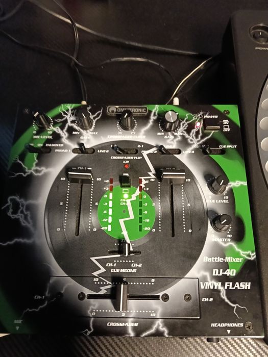 Mixer OMNITRONIC dj-40