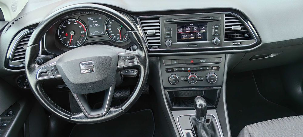 Seat Leon 2015 benzină, 5.604 € — imagine 4