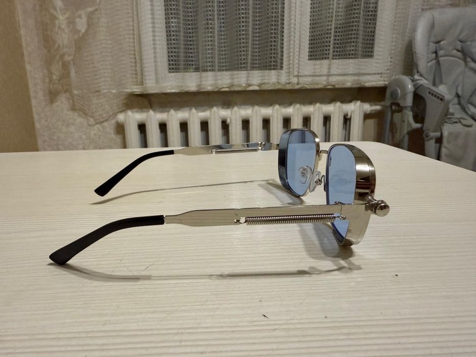 Продам очки хорошие