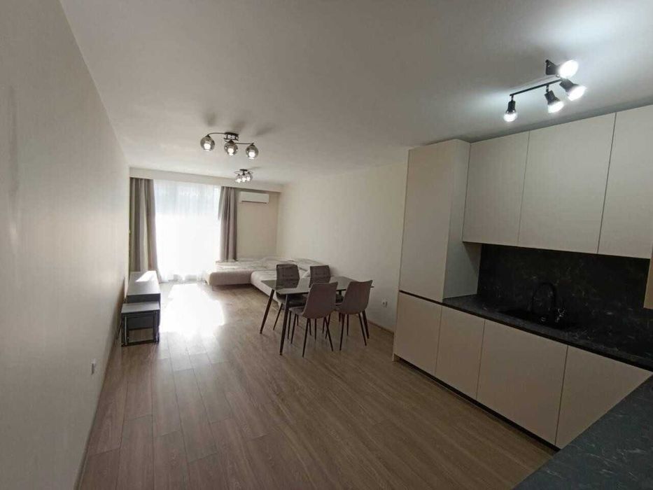 Продава се Тристаен апартамент в Пловдив, Гагарин - 114 кв.м за 769 €/кв.м - Снимка #1