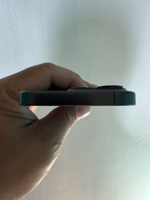 iPhone 15pro 128gb Black Titan
