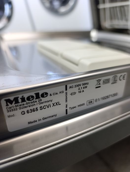 Съдомиялна за вграждане Miele A+++ XXL