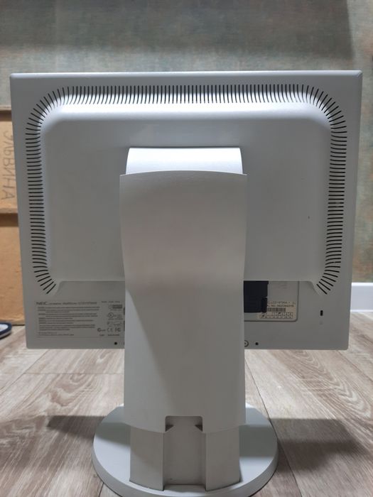 Монитор  19" NEC MultiSync LCD1970NXp