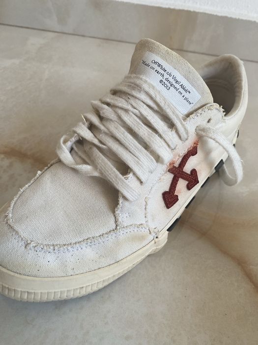 off white vulcanized