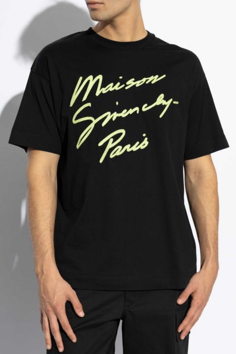 GIVENCHY нова оригинална тениска XXL