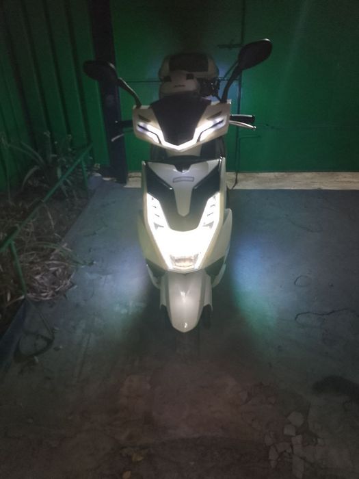 СРОЧНО мопед ЯМАХА 180куб