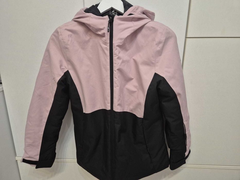 Geaca de ski 4F marimea 164 impermeabilitate 5000, stare foarte bună