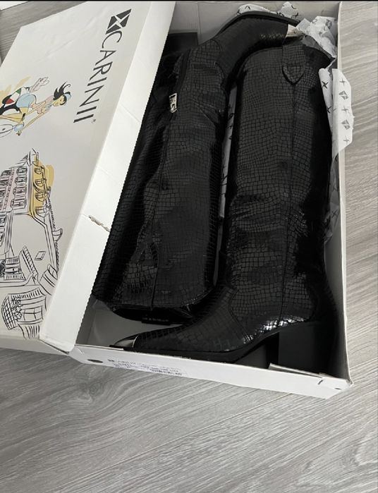 Cizme Carinii din piele naturala lacuita