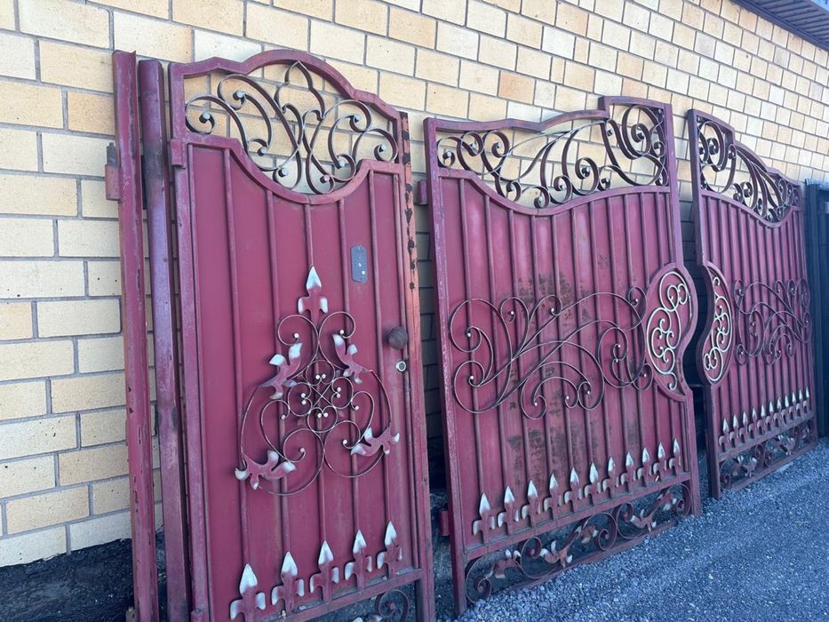 Продам ворота желзные