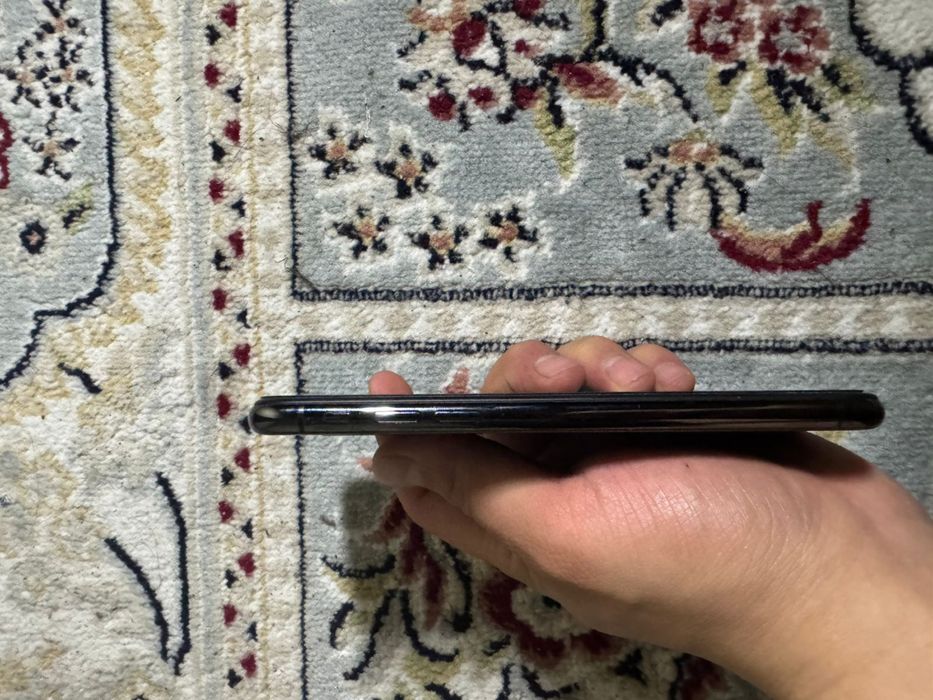 Iphone X  черный64