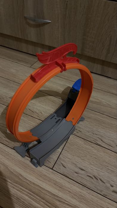 2 писти Hot Wheels