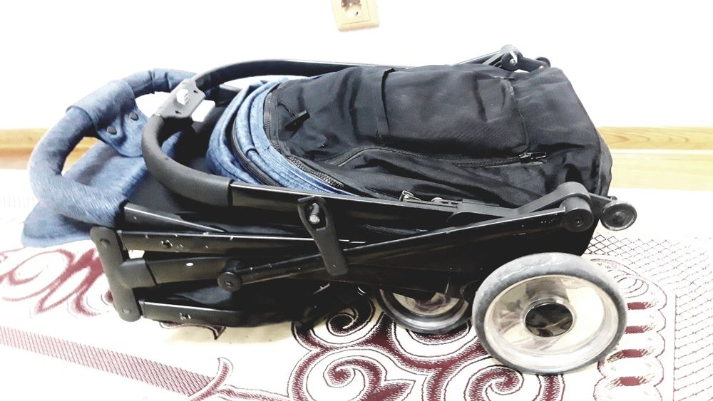 Детская коляска лёгкая