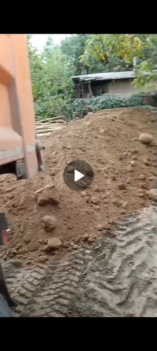 Есть жёлтый грунт. С доставкой хова шахман.