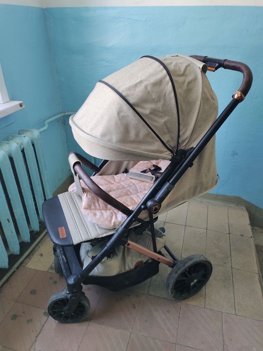 Продам коляску зима/лето