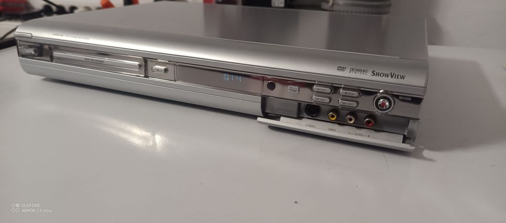 Philips DVD RECORDER model 3305 perfect