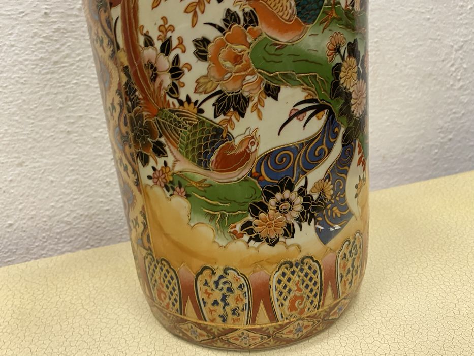Голяма китайска ваза от порцелан