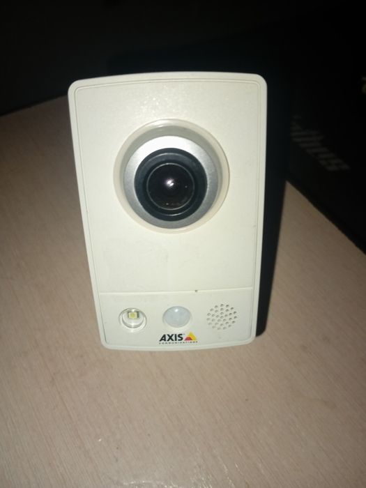Камера Axis возможен торг