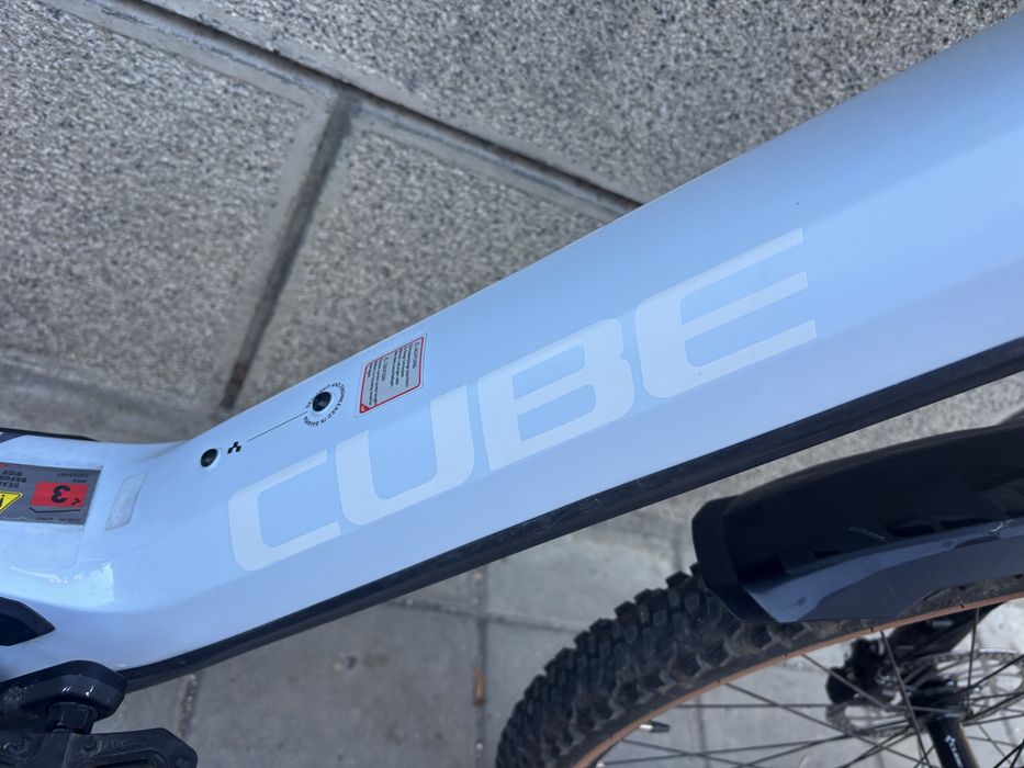 Електрически велосипед Cube reaction 29 цола