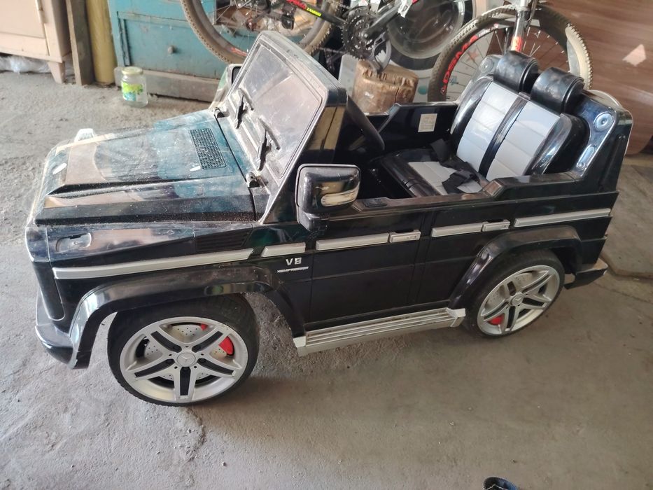 Продам детскую машину