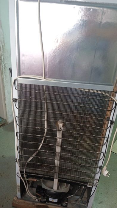 Продам холодильник