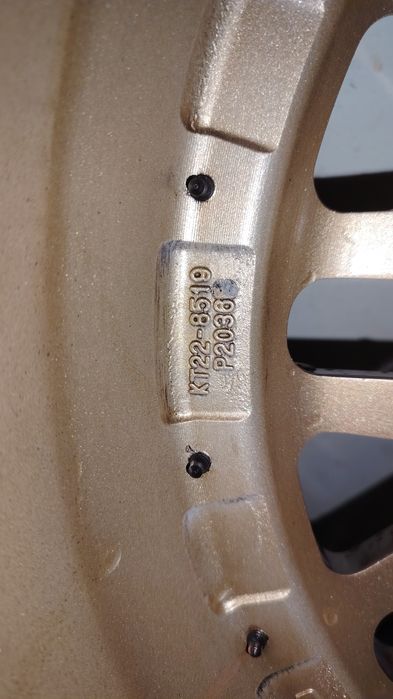 Джанти с гуми 19 Цола 5х108