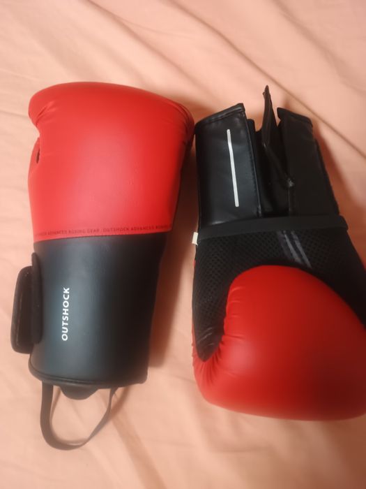 Боксови ръкавици