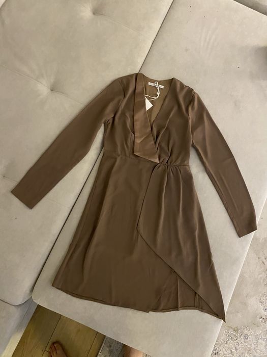 Нарядные платья на лето