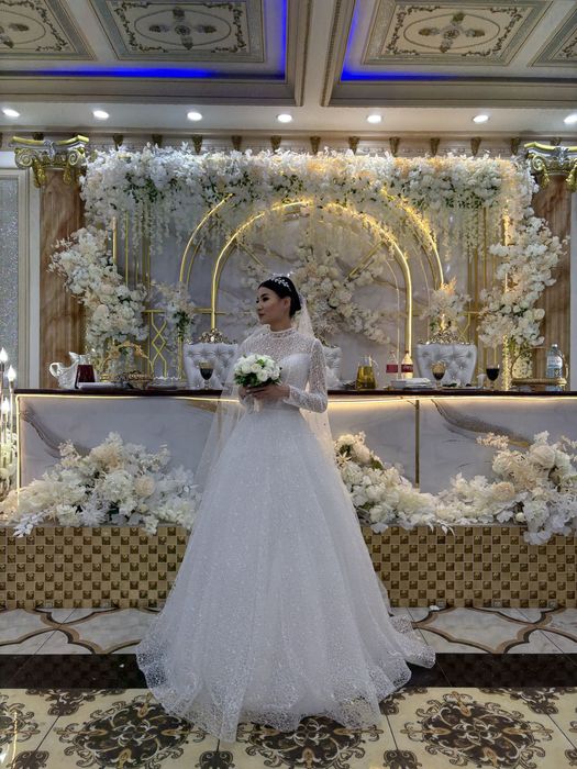 Платье свадебное