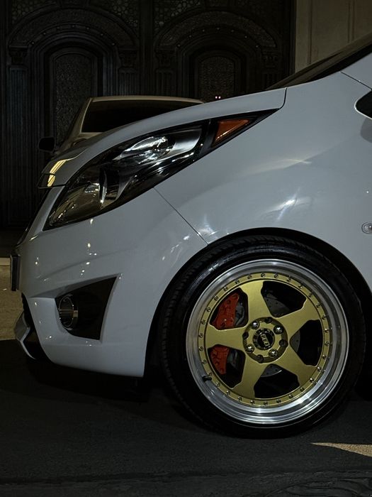 R17 diska balon vse sezon balonda