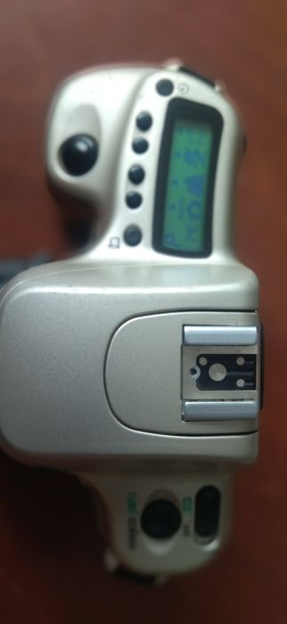 Nikon F50 плёночный