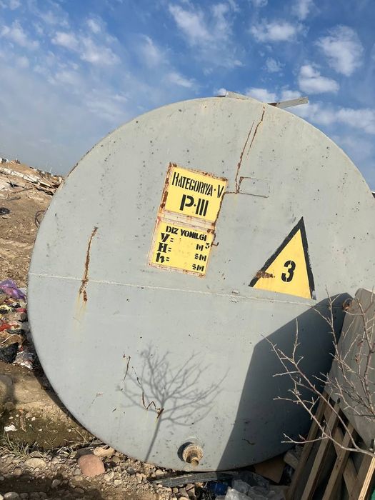 Xarxil yomkost sisternalar bor sotiladigani bolsa gaplashamz