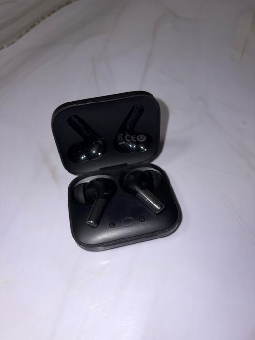 Наушники OnePlus pro