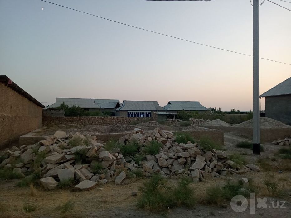 Uchastka xovli sotiladi