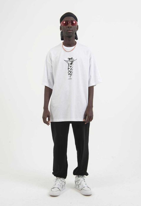 Футболки мужские