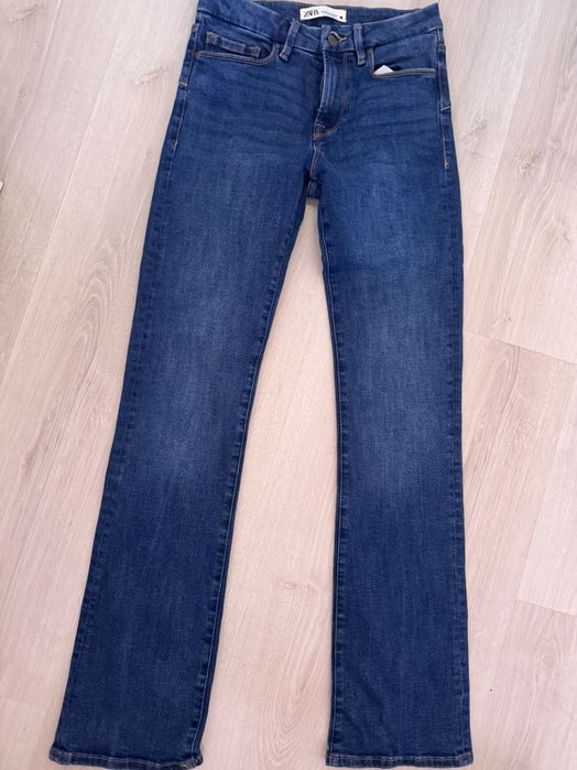 Blugi dama Zara evazati usor marime 36