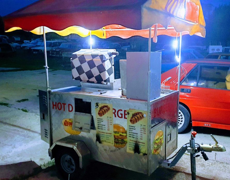 Mобилна колика с теглич за Хот Дог, Хамбургер, Сандвичи