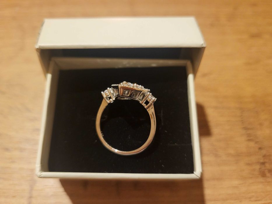 Сребърен нов пръстен