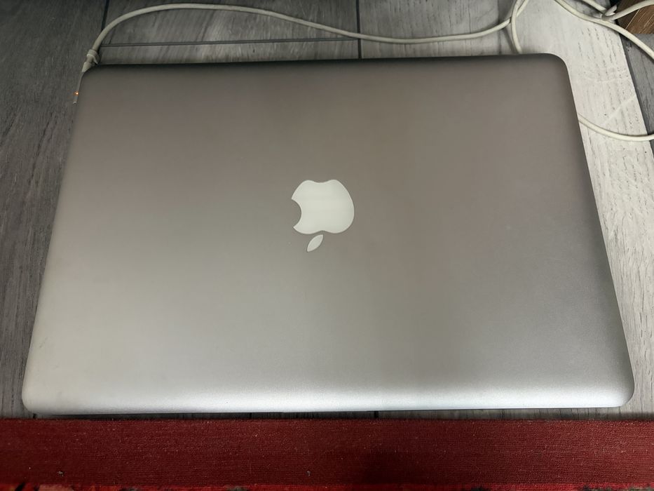 Продам macbook pro 13.3 inch Late 2011