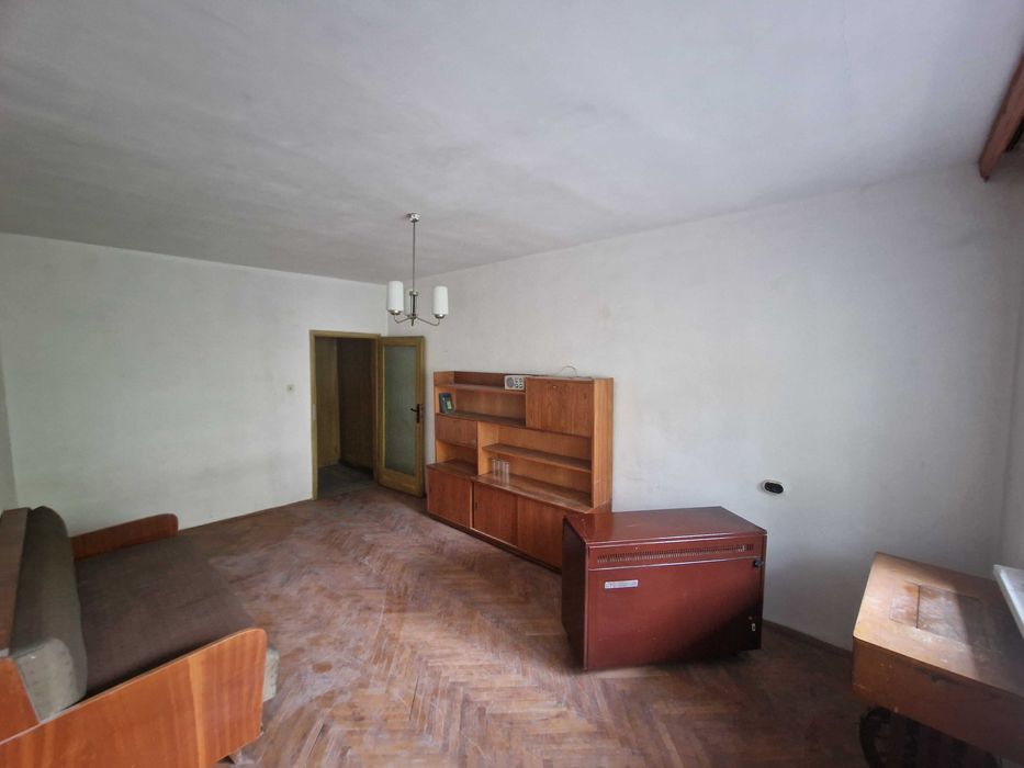 Продава се Двустаен апартамент в Благоевград, Широк център - 66 кв.м за 1243 €/кв.м - Снимка #1