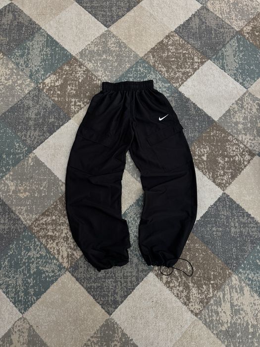Дамски панталон Nike