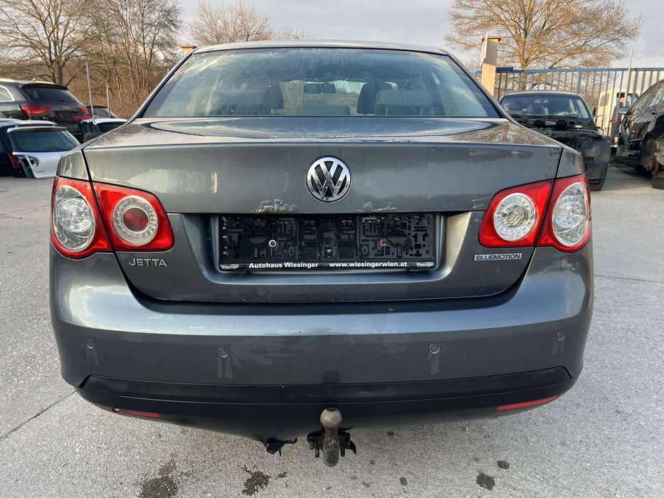 VW JETTA 1.9 BLS 105 ks 2008 g