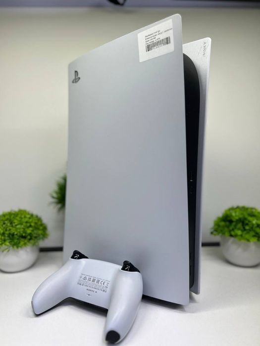 Sony PlayStation 5(2020) / 667 gb /
