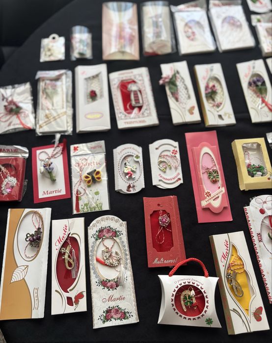 Lot de 50 martisoare !