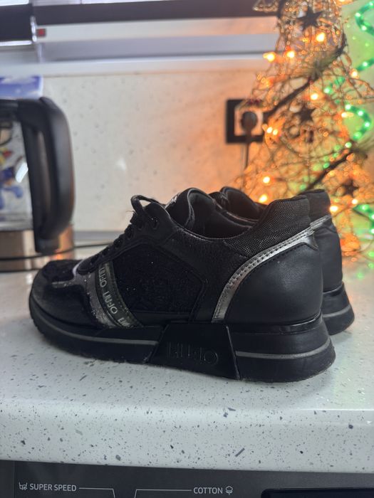 Обувки Liu Jo - размер 36