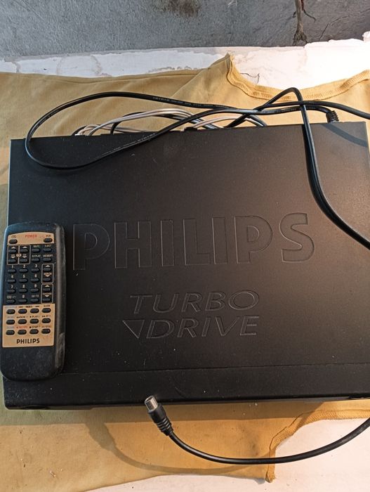 Продается видеомагнитофон 17500т