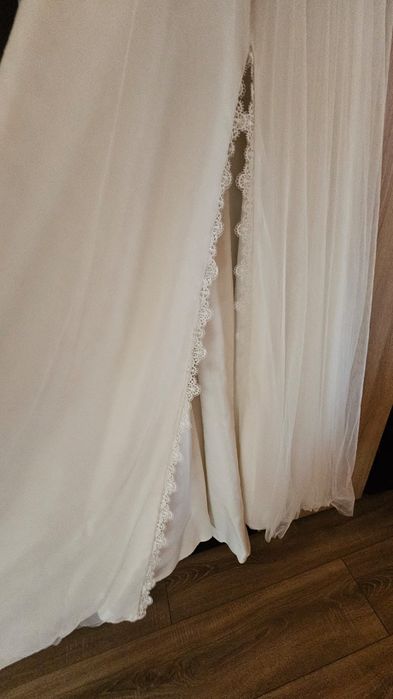 Vând rochie de mireasă