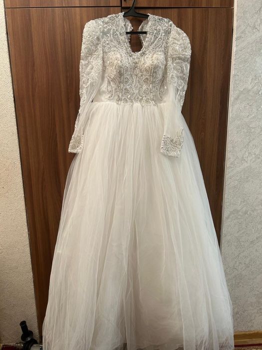 Продаётся свадебное платье