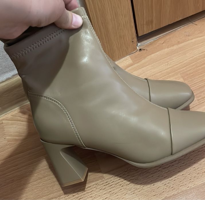 Продам Новый сапоги