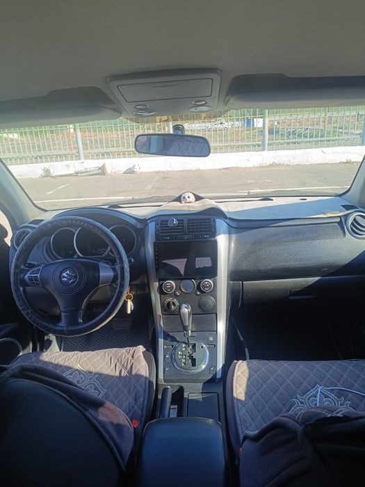 Продам кросовер Suzuki Grand Vitara
